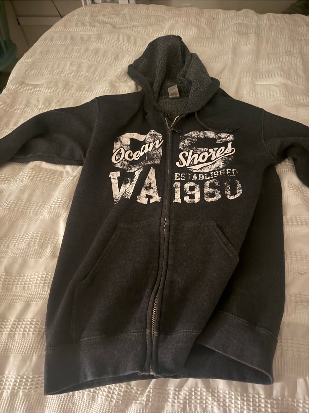 Gildan Black Ocean Shores VA Zip-Up Hoodie
